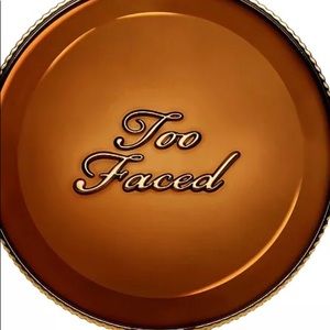 Too Faced Chocolate Gold Soleil Long Wear Bronzer